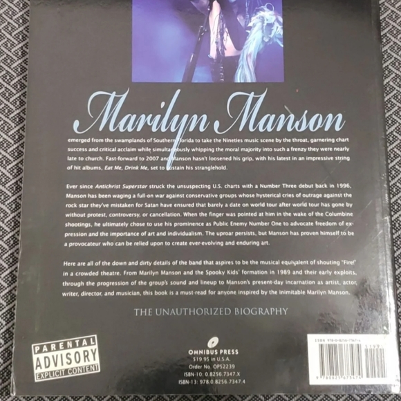 Marilyn Manson The Unauthorized Bio Large Book - Picture 5 of 5